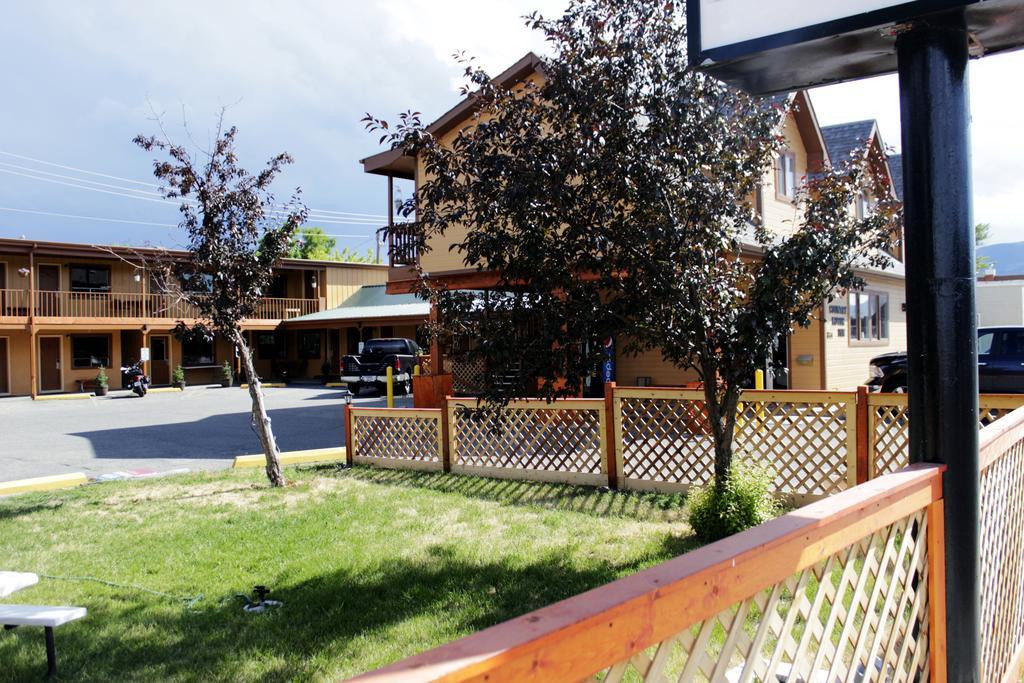 Country Motor Inn Ливингстон Экстерьер фото