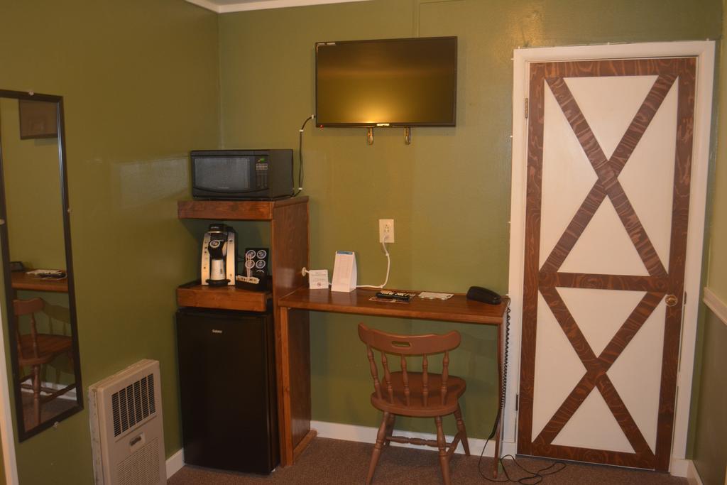 Country Motor Inn Ливингстон Экстерьер фото