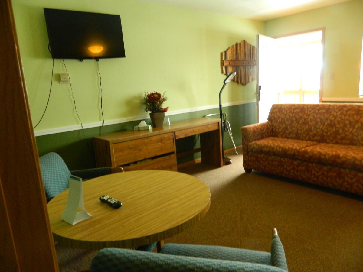 Country Motor Inn Ливингстон Экстерьер фото