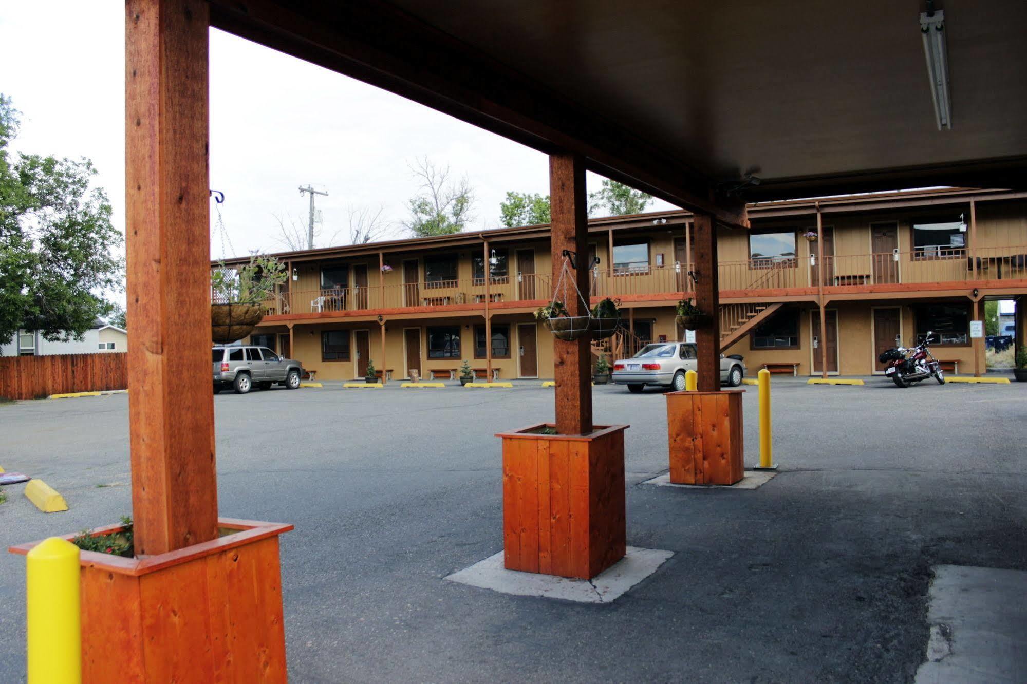 Country Motor Inn Ливингстон Экстерьер фото