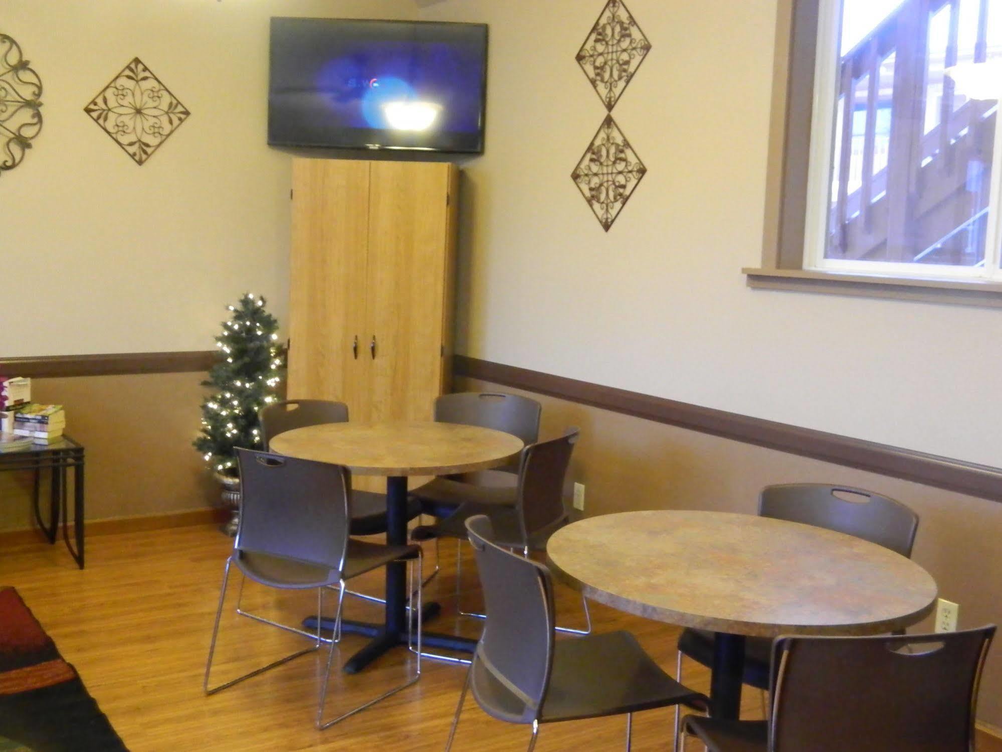 Country Motor Inn Ливингстон Экстерьер фото